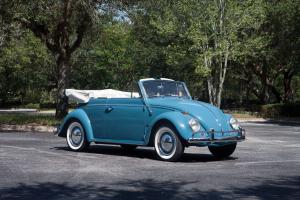 Volkswagen Beetle Cabriolet White Roof 1963 года